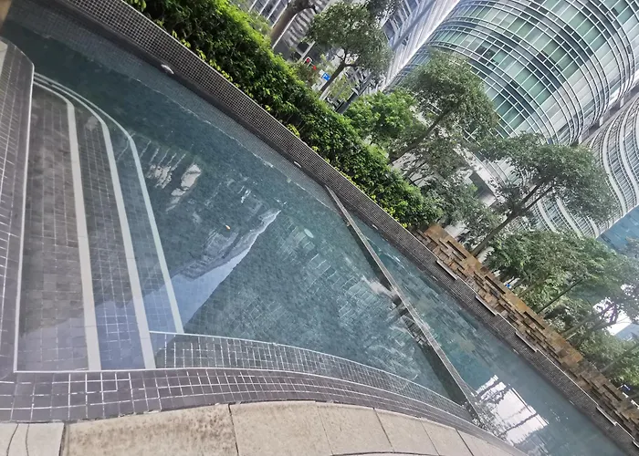 Caleze At Avant At The Bgc *