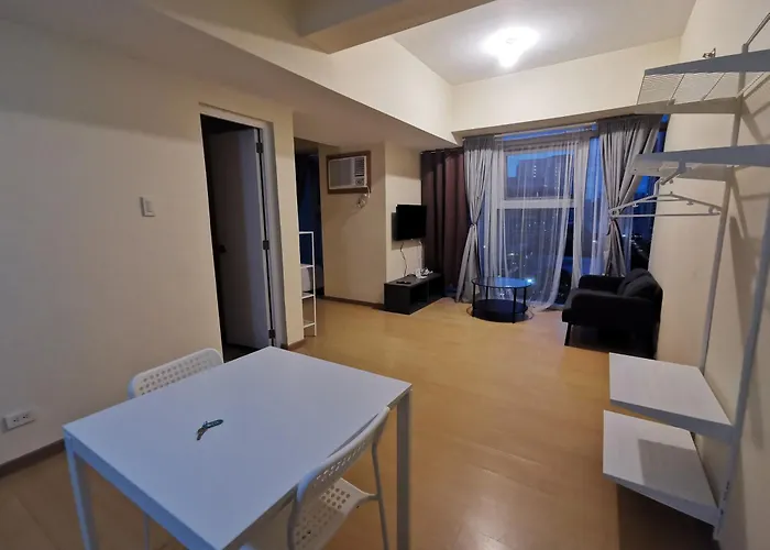 Apartment Caleze At Avant At The Bgc Manila